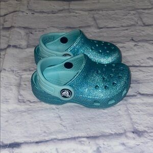 CROCS Sparkling Teal Clogs